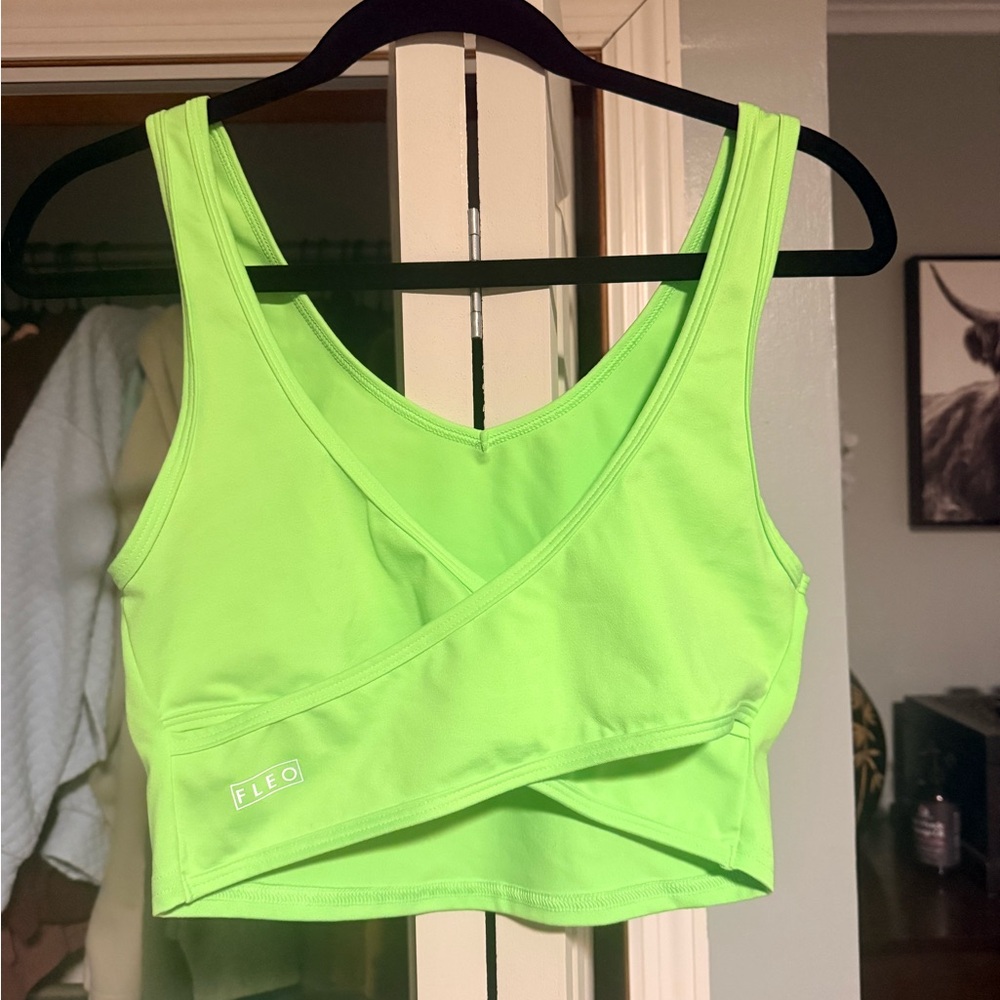 Fleo Wrap Tank Fitted